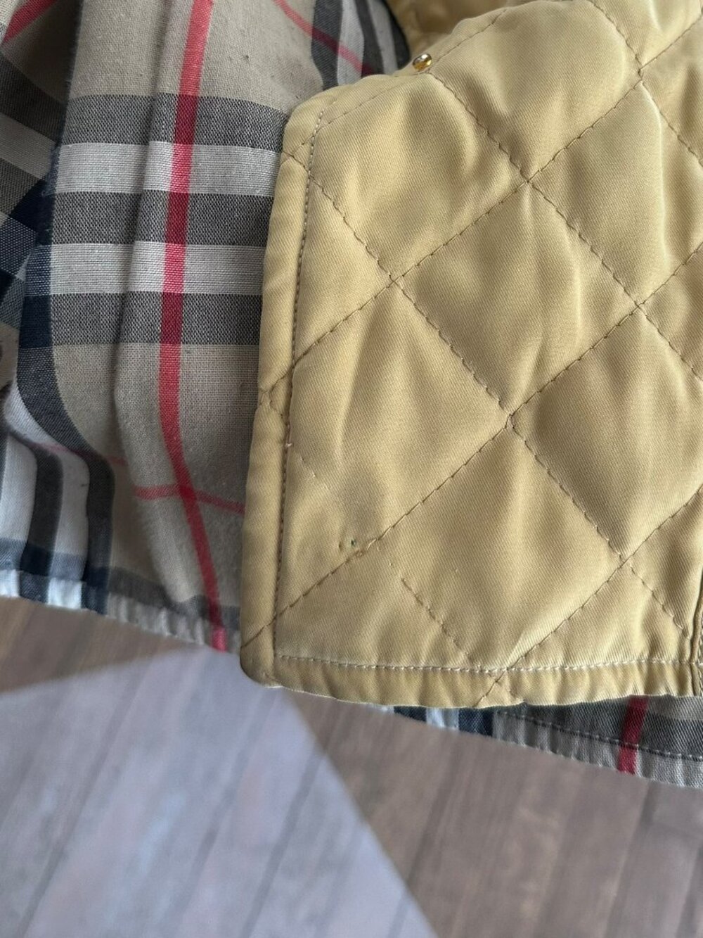 ✨ Vintage Burberrys Quilted Jacket Nova Check Camel Coat Made in Spain Large ✨ - Picture 9 of 9